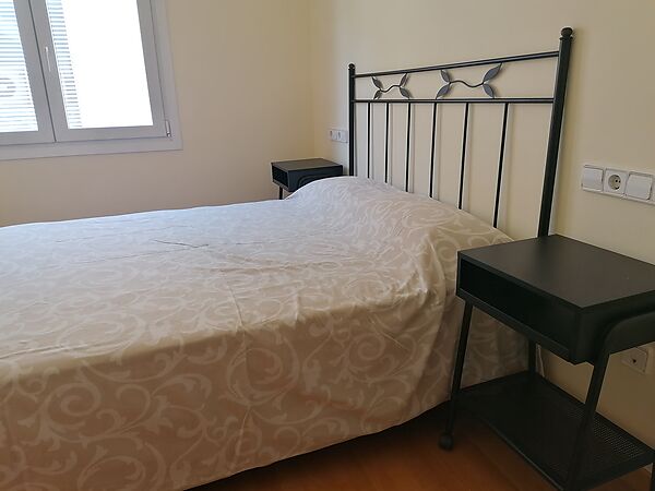 Es lloga pis a Casernes, al costat del Wellnes