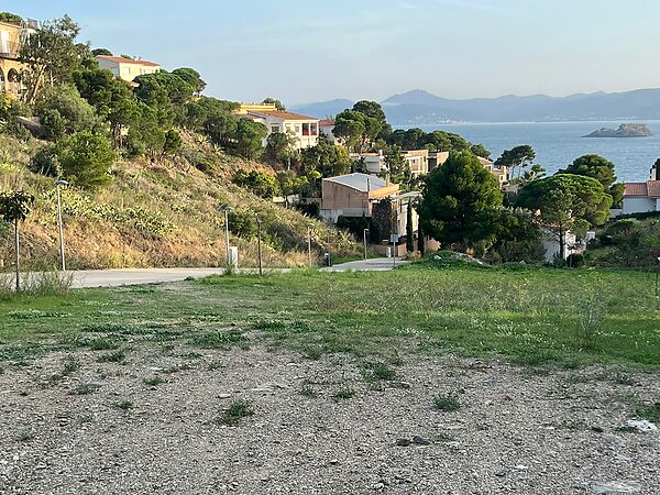 Terreny urb&agrave; en venda a Cala Rovellada