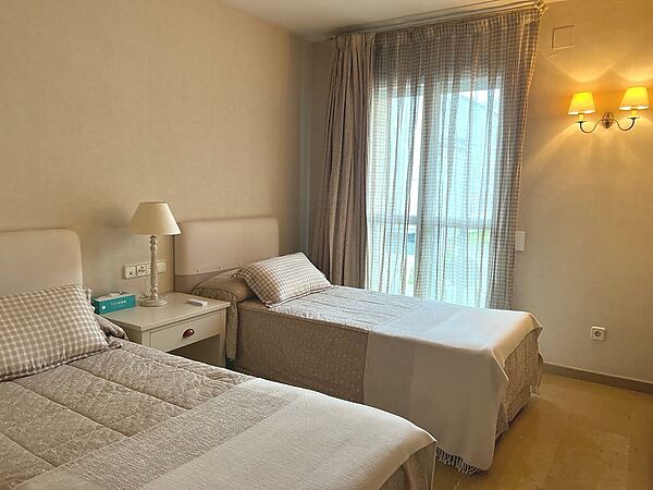 Se alquila dúplex en Parc Migdia