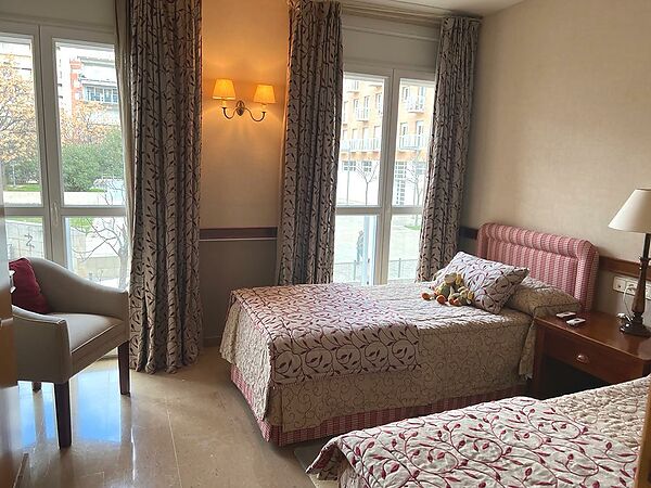 Se alquila dúplex en Parc Migdia