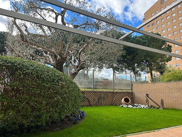 Se alquila dúplex en Parc Migdia