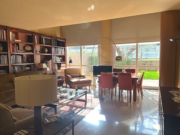 Se alquila dúplex en Parc Migdia