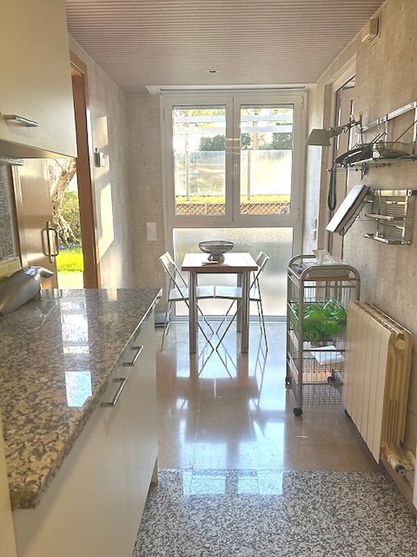 Se alquila dúplex en Parc Migdia