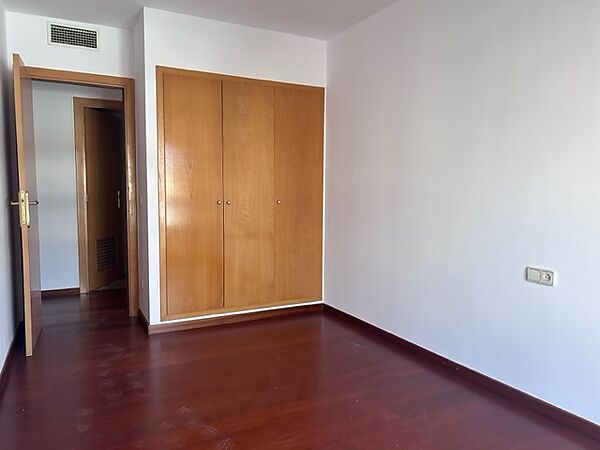 Pis en lloguer a Casernes, prop del Parc Migdia