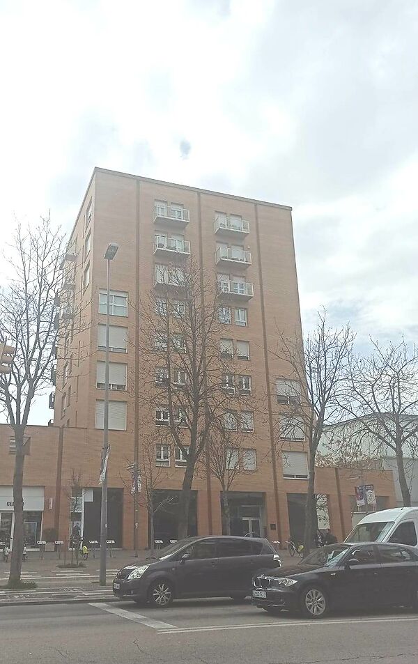 Pis en lloguer a Casernes, prop del Parc Migdia