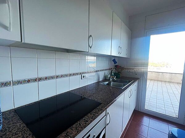 Ground floor in La Geneta with gardin and sea views