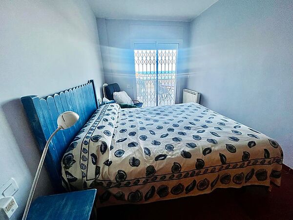 Ground floor in La Geneta with gardin and sea views