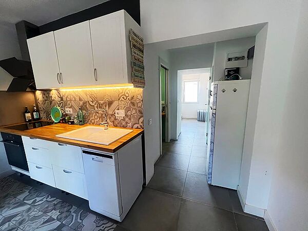 Apartament reformat d'una habitació amb terrassa