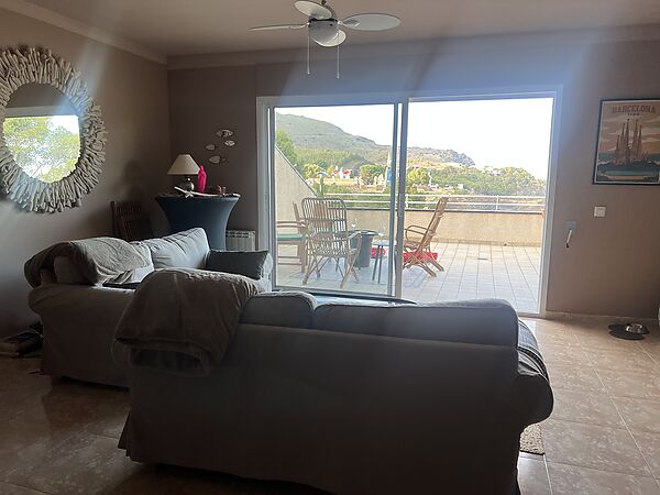 3-ROOM APARTMENT WITH LARGE TERRACE AND SEA VIEW