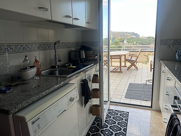 3-ROOM APARTMENT WITH LARGE TERRACE AND SEA VIEW