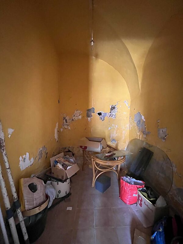 Habitatge a reformar amb moltes possibilitats al poble