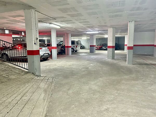 Se vende plaza de parking en Prolongació Migdia.