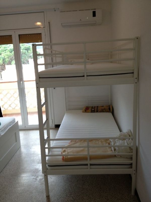 Apartamento turístico, reformado, en el puerto de Colera