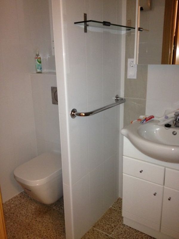 Apartamento turístico, reformado, en el puerto de Colera