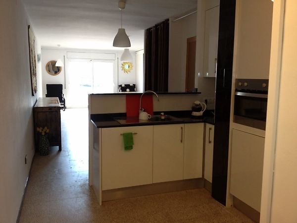 Apartamento turístico, reformado, en el puerto de Colera