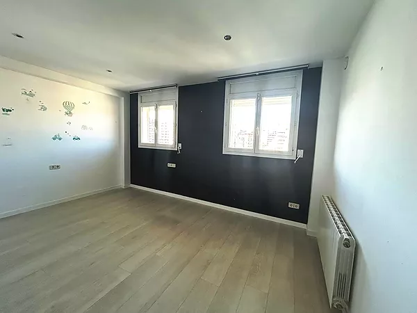 Àtic dúplex en lloguer a Casernes