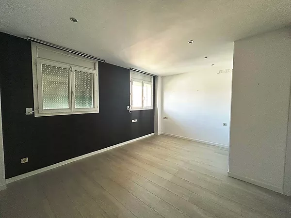 Àtic dúplex en lloguer a Casernes