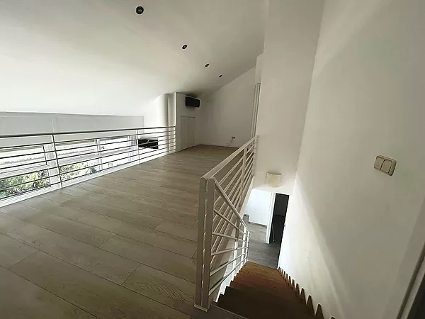 Àtic dúplex en lloguer a Casernes