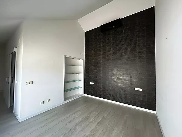 Àtic dúplex en lloguer a Casernes