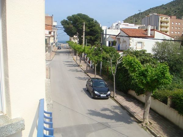 Apartament d'ús turístic, renovat, a prop de la platja