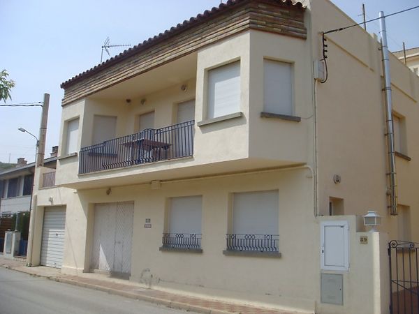 Apartament d'ús turístic, renovat, a prop de la platja