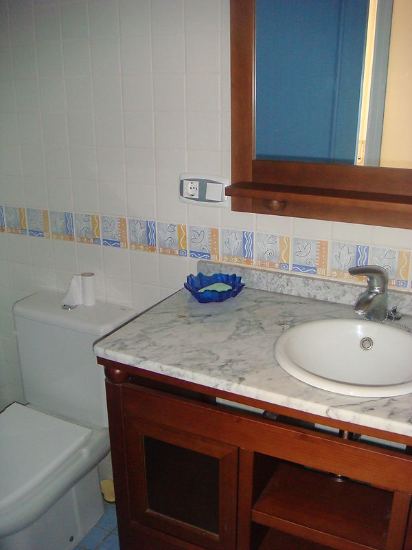 Apartament d'ús turístic, renovat, a prop de la platja