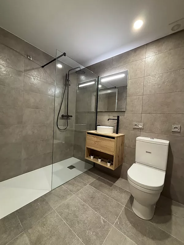 Apartment with views of the Plaça de les Patates