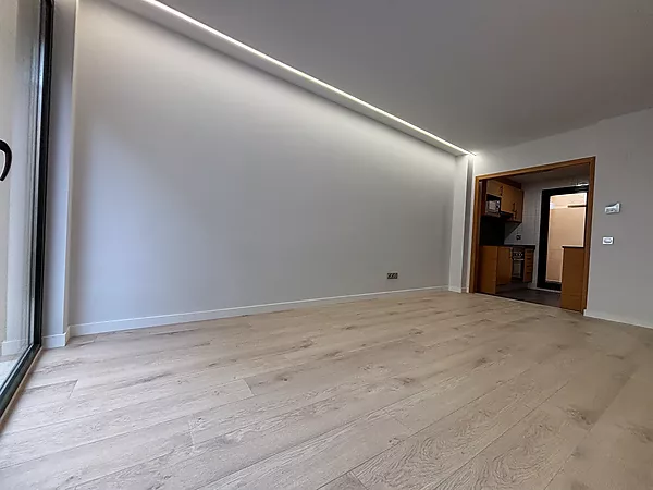 Apartment with views of the Plaça de les Patates