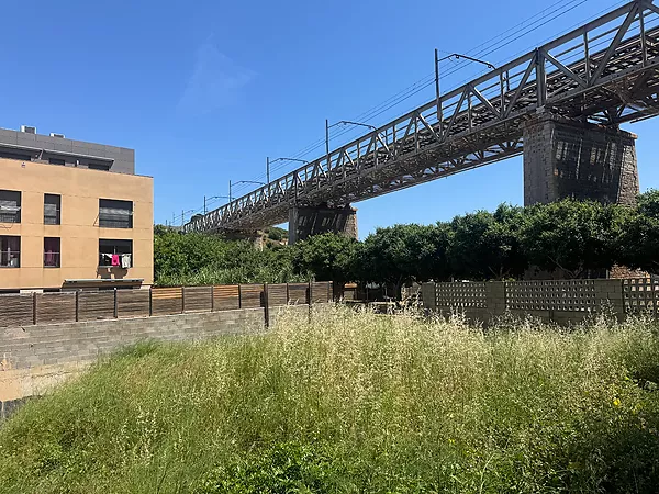 Solar urbà de 295 m² a Colera. Llest per edificar