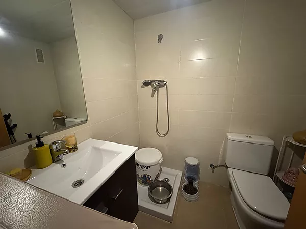 Apartment with exit and parking