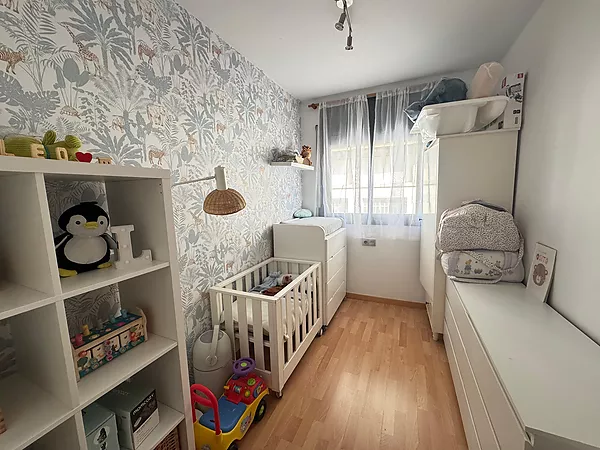 Apartment with exit and parking