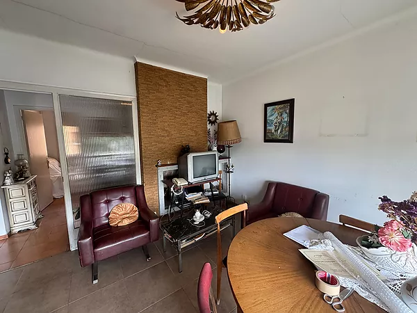Piso de 4 habitaciones y una ubicación inmejorable en el corazón de Girona