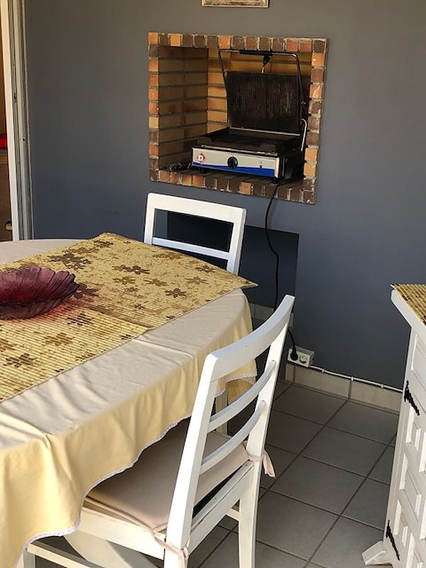 BEAUTIFUL APPARTMENT IN COLERA 2 BEDROOMS