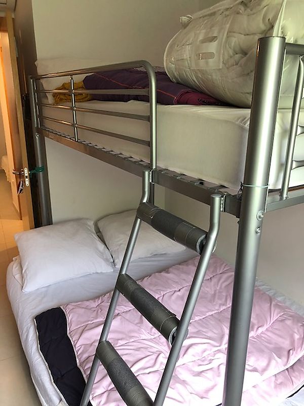 ÀTIC AMB GRAN TERRASSA. 1 HABITACIÓ