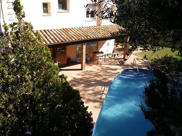 Magnífica casa amb piscina, pàrquing, barbacoa i jacuzzi