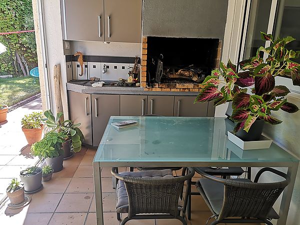 Magnífica casa amb piscina, pàrquing, barbacoa i jacuzzi