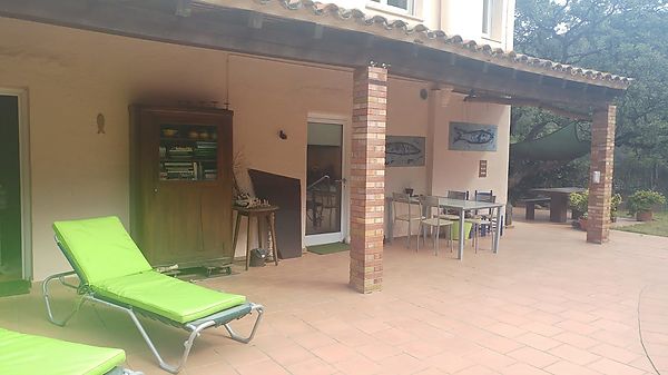 Magnífica casa amb piscina, pàrquing, barbacoa i jacuzzi
