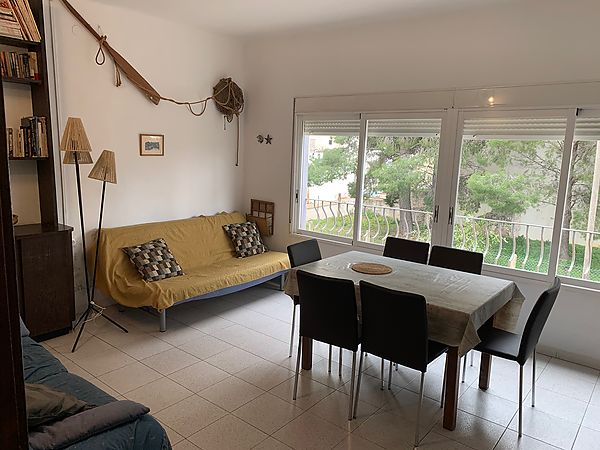 Planta baixa  en una casa de poble, prop de la platja