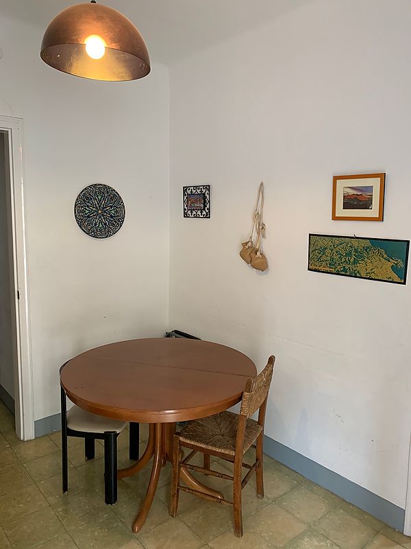 Planta baixa  en una casa de poble, prop de la platja