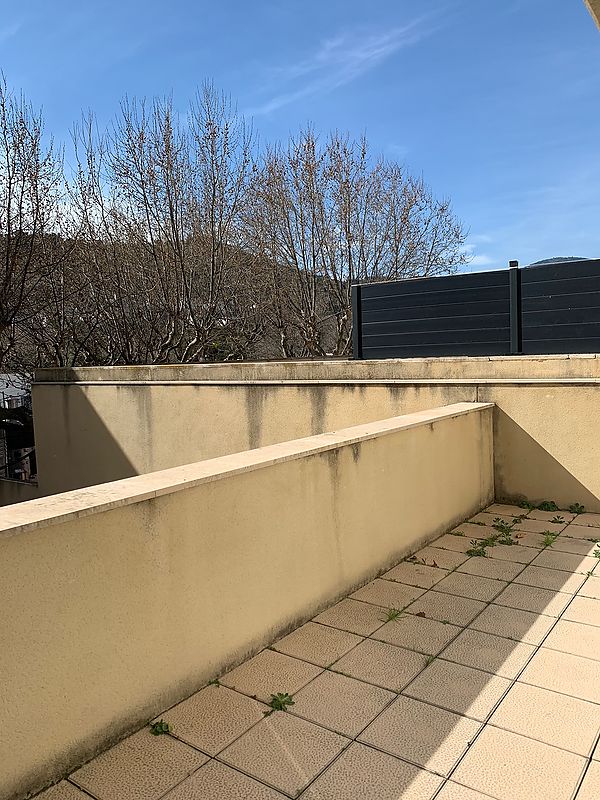 Apartamento al lado de la Plaza de Colera
