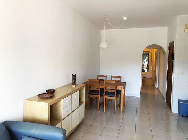 Piso en el pueblo con dos habitaciones