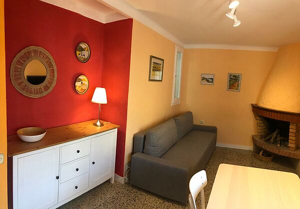Very comfortable apartment near the beach
